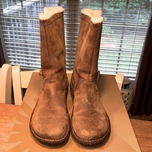 UGG Kona 5156 W/TOAS Brand New Size 10